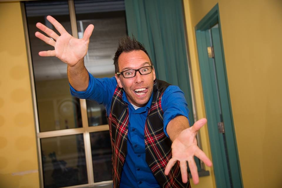 L'univers ludique de Fredo le magicien | Laval en Famille Magazine | Magazine locale Familiale L'univers ludique de Fredo le magicien | Laval en Famille Magazine | Magazine locale Familiale