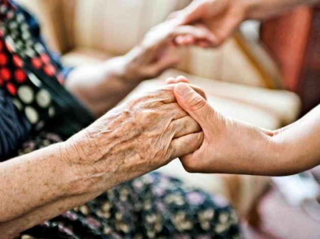 Being a Caregiver for the elderly | Laval Families Magazine | Laval's Family Life Magazine Being a Caregiver for the elderly | Laval Families Magazine | Laval's Family Life Magazine