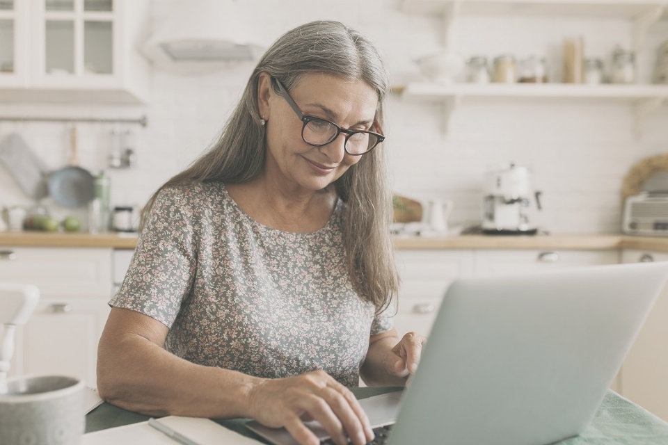 Testez votre audition en ligne, sans frais, c’est possible! | Laval en Famille Magazine | Magazine locale Familiale Testez votre audition en ligne, sans frais, c’est possible! | Laval en Famille Magazine | Magazine locale Familiale