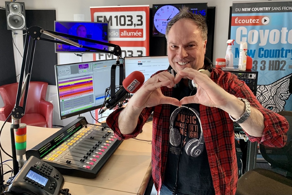 Jean-Yves Lemay, homme de passion | Laval en Famille Magazine | Magazine locale Familiale Jean-Yves Lemay, homme de passion | Laval en Famille Magazine | Magazine locale Familiale