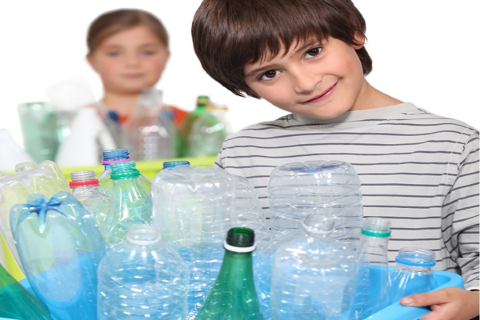 Comment sensibiliser votre enfant à l’environnement | Laval en Famille Magazine | Magazine locale Familiale Comment sensibiliser votre enfant à l’environnement | Laval en Famille Magazine | Magazine locale Familiale