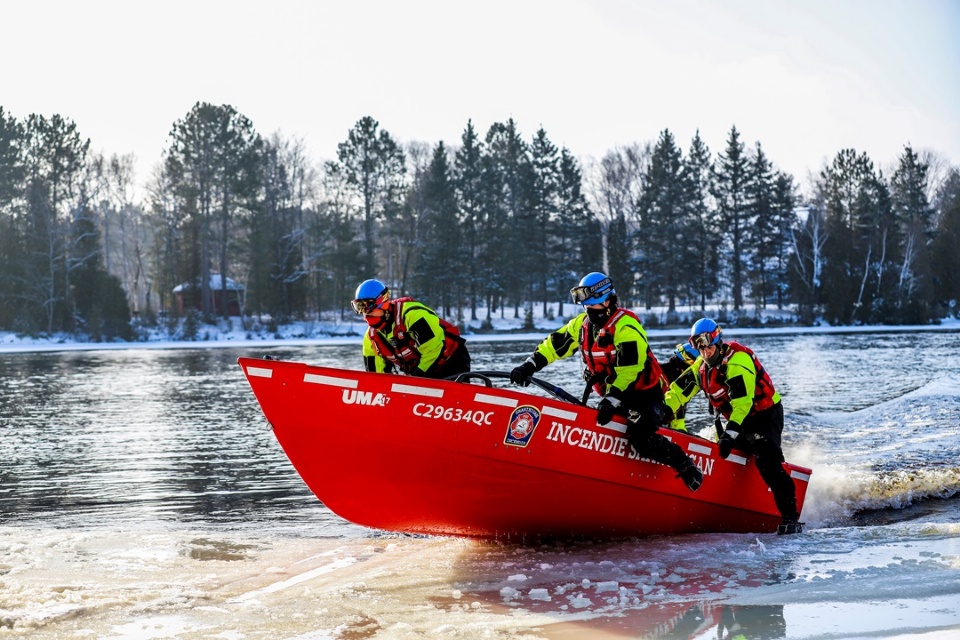 La longue histoire damour entre la famille Lachance  et le fleuve Saint-Laurent | Laval Families Magazine | Laval's Family Life Magazine