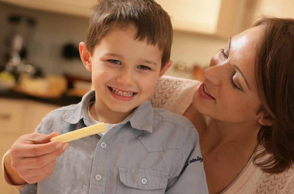 Back to school - Dental Basics for children and teens | Laval Families Magazine | Laval's Family Life Magazine Back to school - Dental Basics for children and teens | Laval Families Magazine | Laval's Family Life Magazine