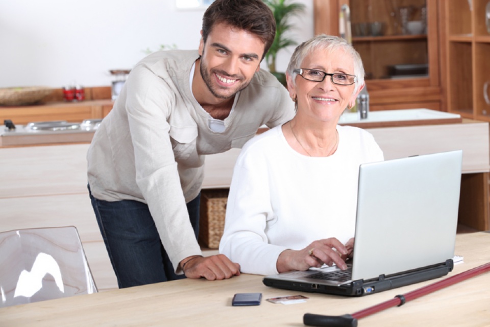 Students for Seniors: Helping the Elderly Thrive | Laval Families Magazine | Laval's Family Life Magazine Students for Seniors: Helping the Elderly Thrive | Laval Families Magazine | Laval's Family Life Magazine